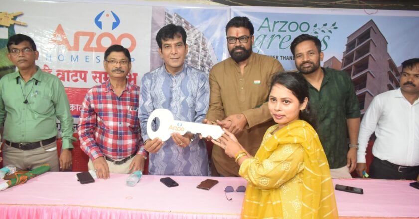 Arzoo held a grand key distribution ceremony in Kurla